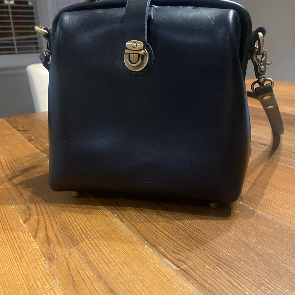 Cross Body Black Leather Women's Bag
